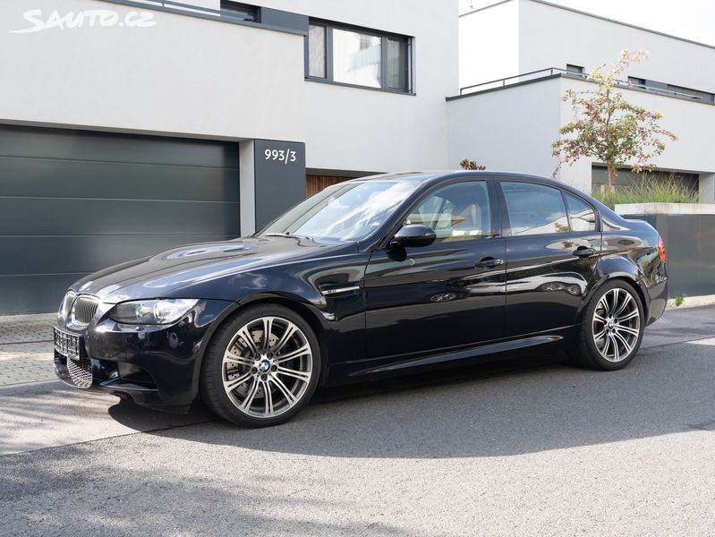 BMW M3, e90 manual
